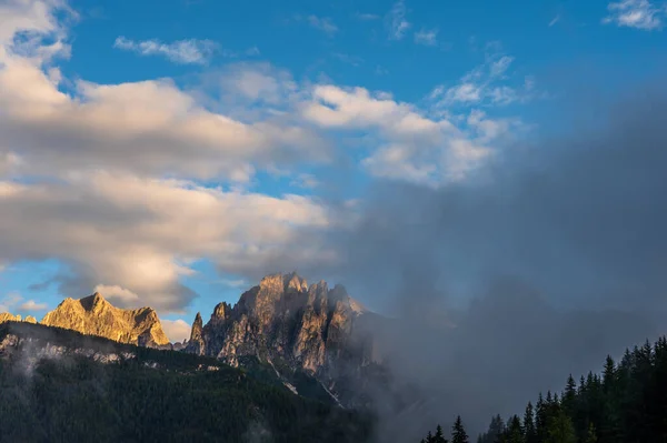 Bela Paisagem Cênica Dos Alpes Passo San Pellegrino Norte Itália — Fotografia de Stock