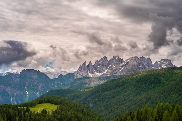 Hermoso Paisaje Escénico Los Alpes Passo San Pellegrino Norte Italia — Foto de Stock