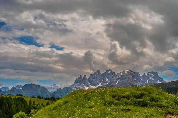 Krásná Malebná Krajina Alp Passo San Pellegrino Severní Itálie — Stock fotografie