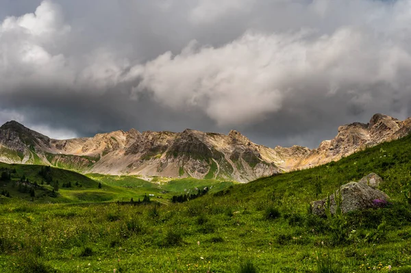 Alplerin Güzel Manzarası Passo San Pellegrino Kuzey Talya — Stok fotoğraf