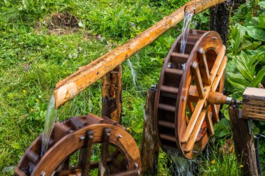 Alplerin güzel manzarası, Passo San Pellegrino, Kuzey İtalya