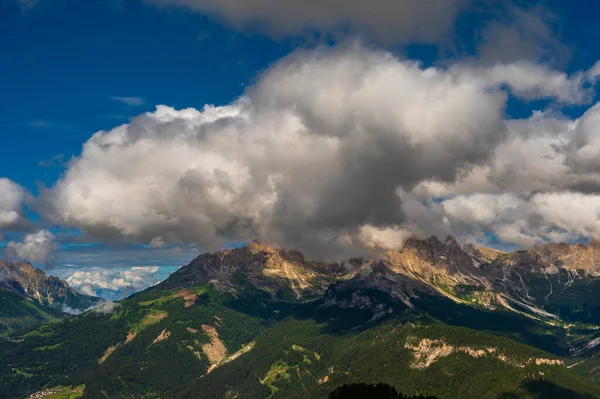 Bellissimo Paesaggio Panoramico Delle Alpi Passo San Pellegrino Nord Italia — Foto Stock