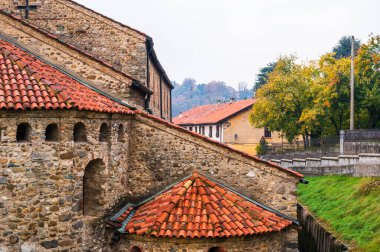 Gündüz Aziz Peter ve Paul Katedrali