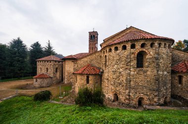 Gündüz Aziz Peter ve Paul Katedrali