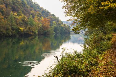 Naviglio kanalı Adda Nehri boyunca