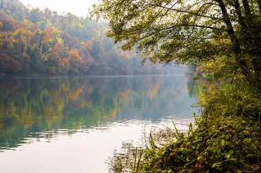Naviglio kanalı Adda Nehri boyunca