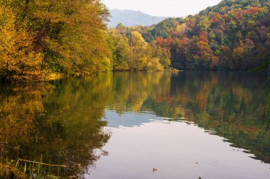 Naviglio kanalı Adda Nehri boyunca