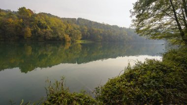 Naviglio kanalı Adda Nehri boyunca