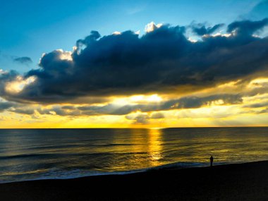 Brighton İngiltere 'de Denizin Üzerinde Günbatımı