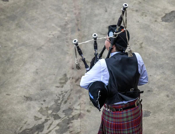 Шотландский волынщик — стоковое фото