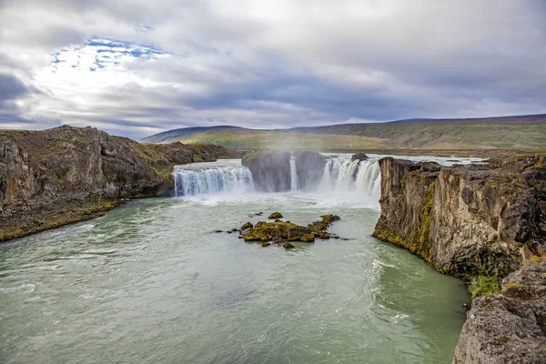 Wasserfalllandschaft in Island3 — Stockfoto