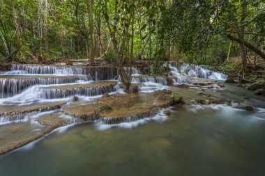 Huay mae kamin şelale ilindeki kanchanaburi, Tayland