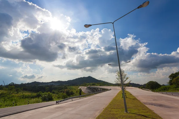 Kırsal kesimde beton yol