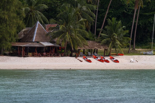 Koh Talu är en privat ö i Gulf of Thailand Stockbild