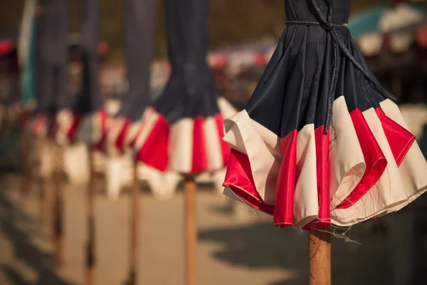 Ropa infantil en la playa — Foto de stock © delkoo #10254332