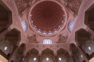 Putrajaya güzel mimari detaylarıyla