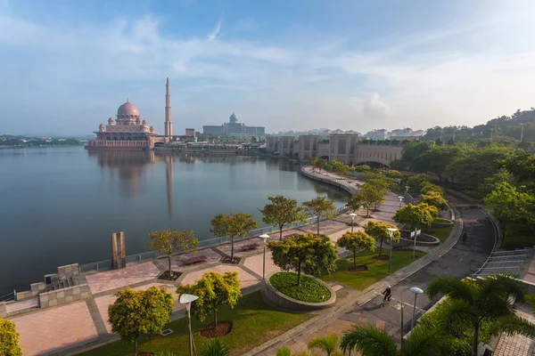 Putra moskén Malaysia, Putrajaya. Stockbild