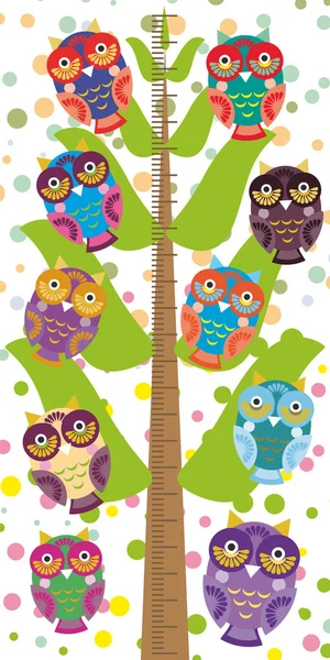Big tree with green branches and fun colored owls on white background Children height meter wall sticker, kids measure. Vector — Stockvector