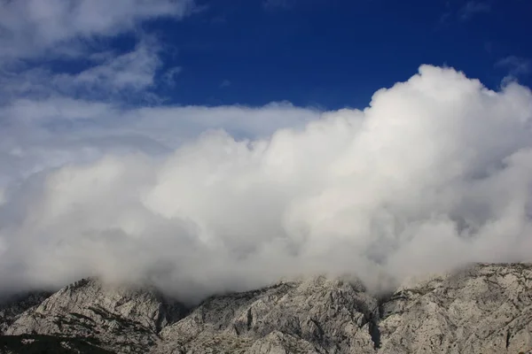 Blauer Himmel Mit Weißen Hinweisen — Stockfoto