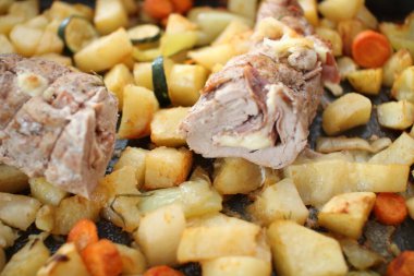 Öğle yemeği için patates kızartması.