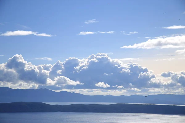 Awan Putih Langit Biru Atas Laut Adriatik Kroasia — Stok Foto