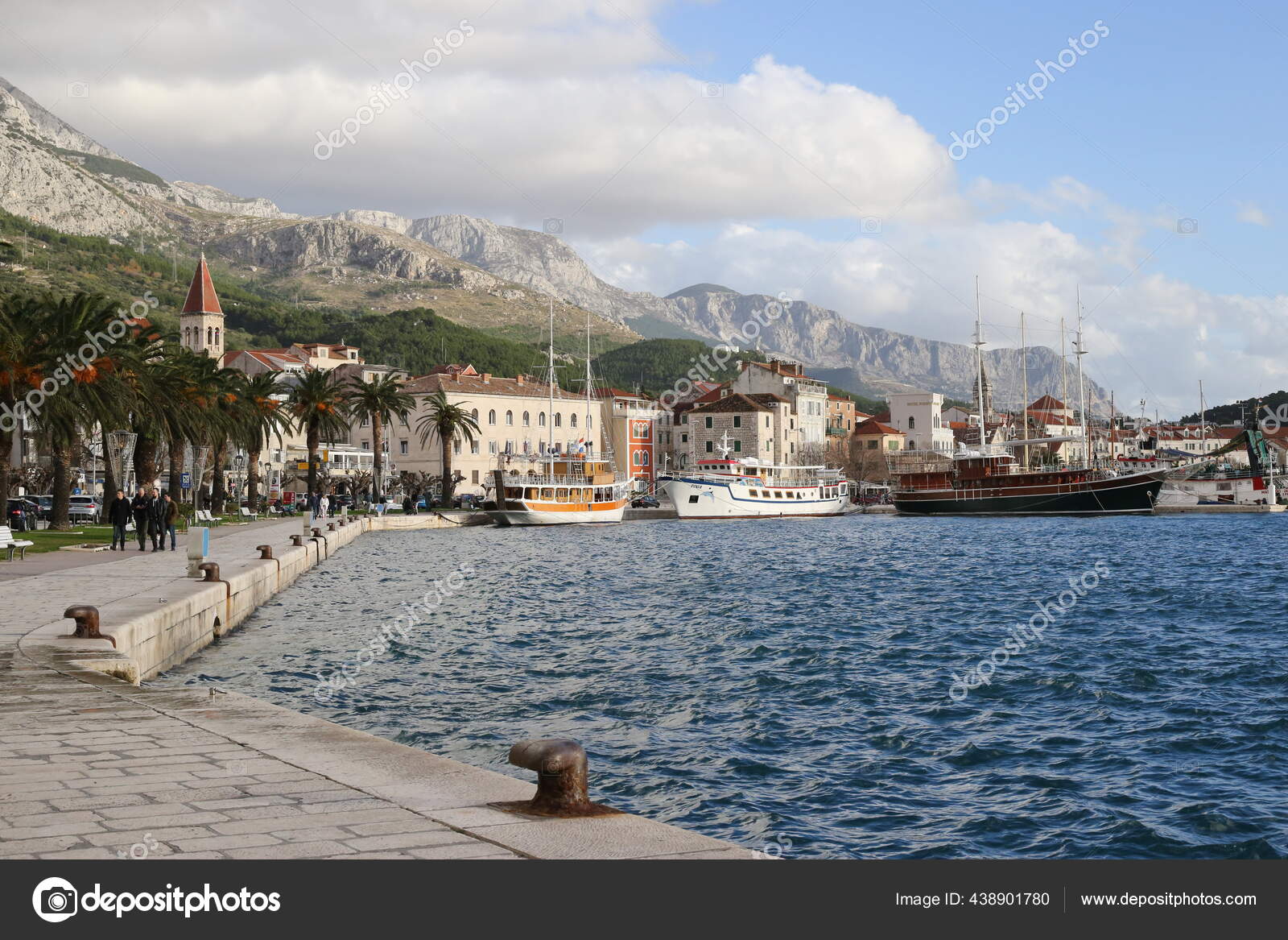 Макарска 2020 Туристический Город Макарска Хорватия Канун Нового Года — Бесплатное стоковое фото