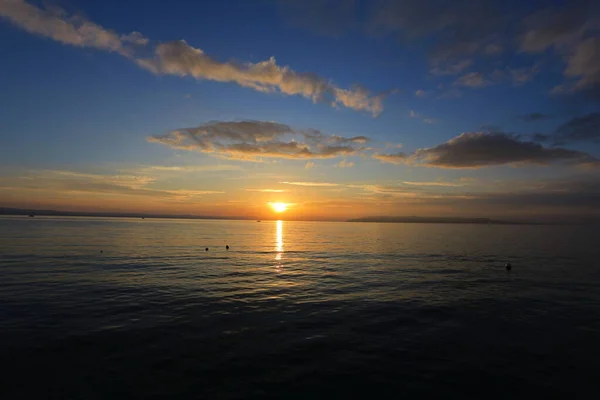 Ηλιοβασίλεμα Στη Θάλασσα Μπροστά Από Makarska Κροατία — Φωτογραφία Αρχείου