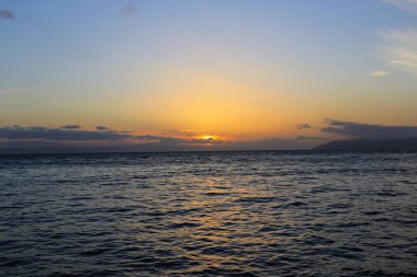 Adriyatik Denizi üzerinde gün batımı