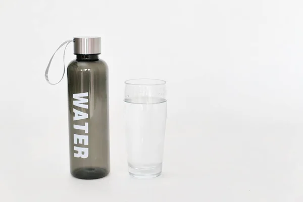 きれいな飲料水のボトル — ストック写真