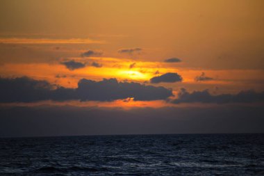 Adriyatik Denizi üzerinde gün batımı