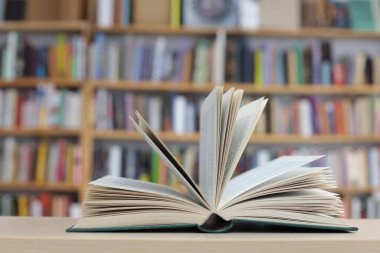 Açık kitap, ciltli kitaplar