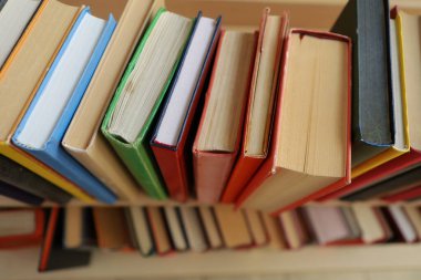 Kitap yığını, eğitim ve öğrenme kavramı