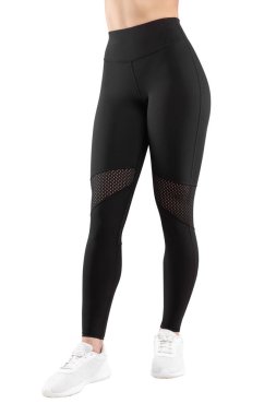 Dar siyah taytlı, izole edilmiş beyaz arka planlı bir kadın figürü. Dikey görünüm.