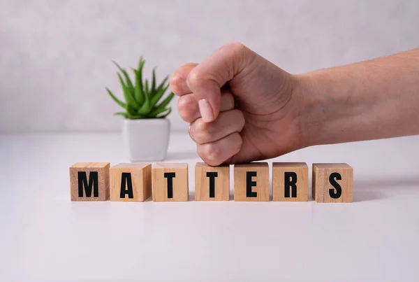 Matters - words from wooden blocks with letters, Your feedback is important concept, top view — Stock Photo, Image