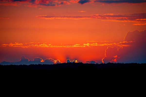 Bunter Sonnenuntergang Juli Mit Kopierraum Horizontal — Stockfoto