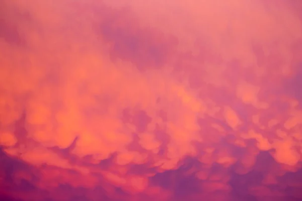Bunte Flauschige Abstrakte Naturwolken Sommer Waagerecht — Stockfoto