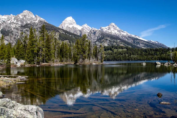 Reflektion Grand Tetons Taggart Lake Jackson Hole Wyoming Horisontell — Stockfoto