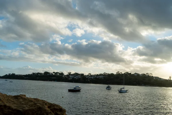 Batı Avustralya Perth Teki Kuğu Nehrinin Manzarası — Stok fotoğraf