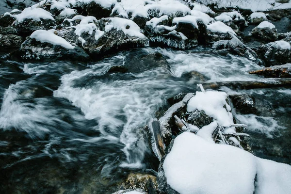 Yeni yıl için Avusturya Alpleri, Toplitzsee Gölü, Kammersee