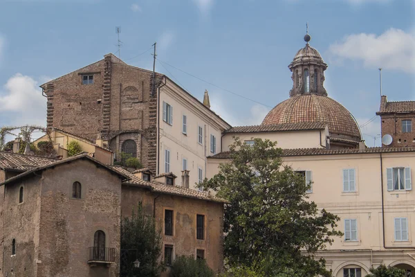 Římská architektura kupole kostela, Itálie — Stock fotografie