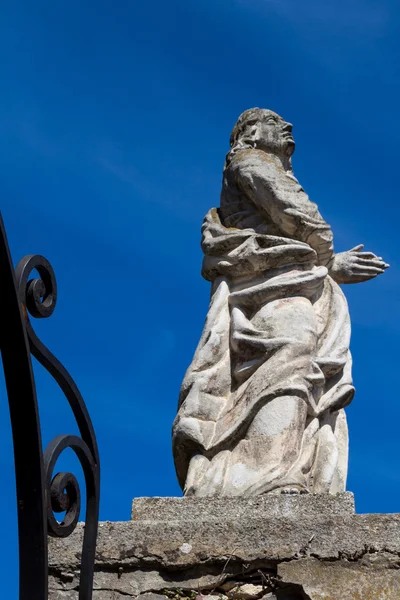 Estátua em uma igreja gótica em Svaty Jur, Eslováquia — Fotografia de Stock