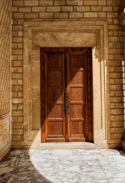 Дверь в Великую мечеть в Монастире, Тунис — стоковое фото