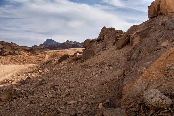 이집트 사막에 있는 바위 언덕 — 스톡 사진