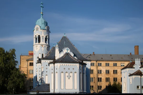 Mavi kilise Art Deco tarzında, Bratislava, Slovakya — Stok fotoğraf