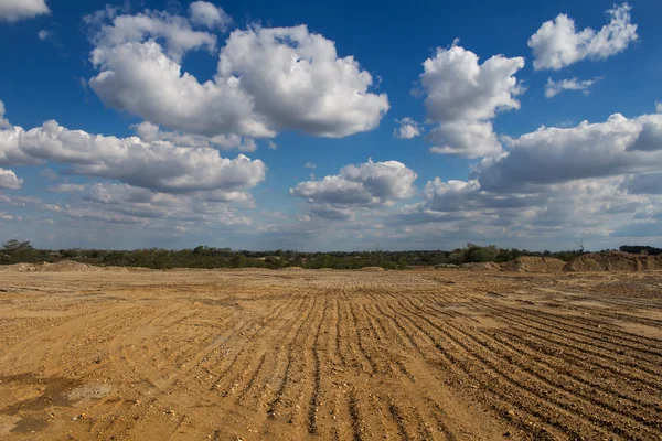 Terreno para Construção e Céu Nublado — Fotografia de Stock