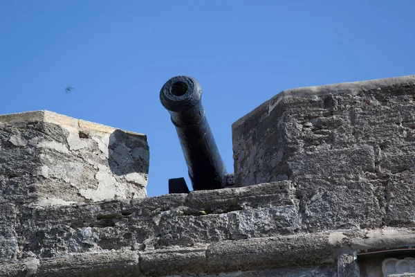 Antiguo Canon Fuerte — Foto de Stock