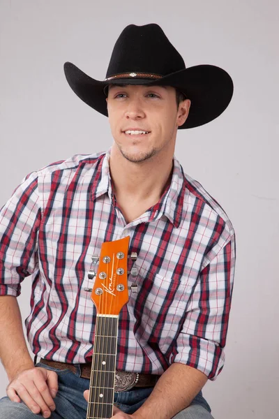 Cowboy Smile Holding Guitar —  Fotos de Stock