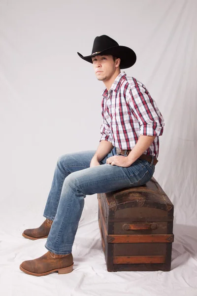 Cowboy Sentado Pensativo Descansando — Fotografia de Stock