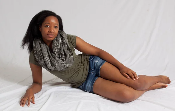 Lovely Black Woman Laying Smile — Stock Photo, Image