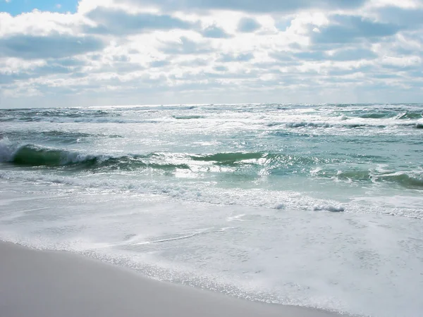 Ωκεάνια Κύματα Στην Ακτή — Φωτογραφία Αρχείου